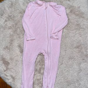 Kyte baby. 6-12 month bamboo zippered footie.